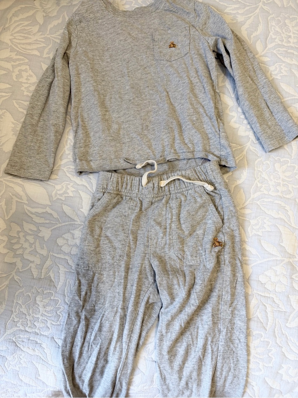 Gap 4T matching set gray sweatpants boy casual